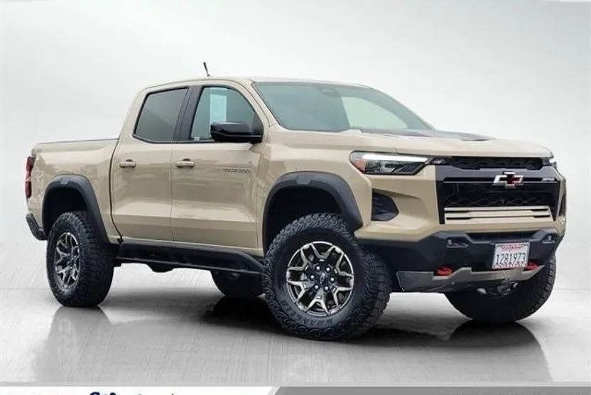 2024 Chevrolet Colorado ZR2 photo 1