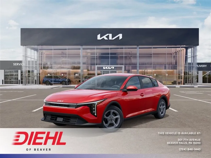 2025 Kia K4 LXS photo 1