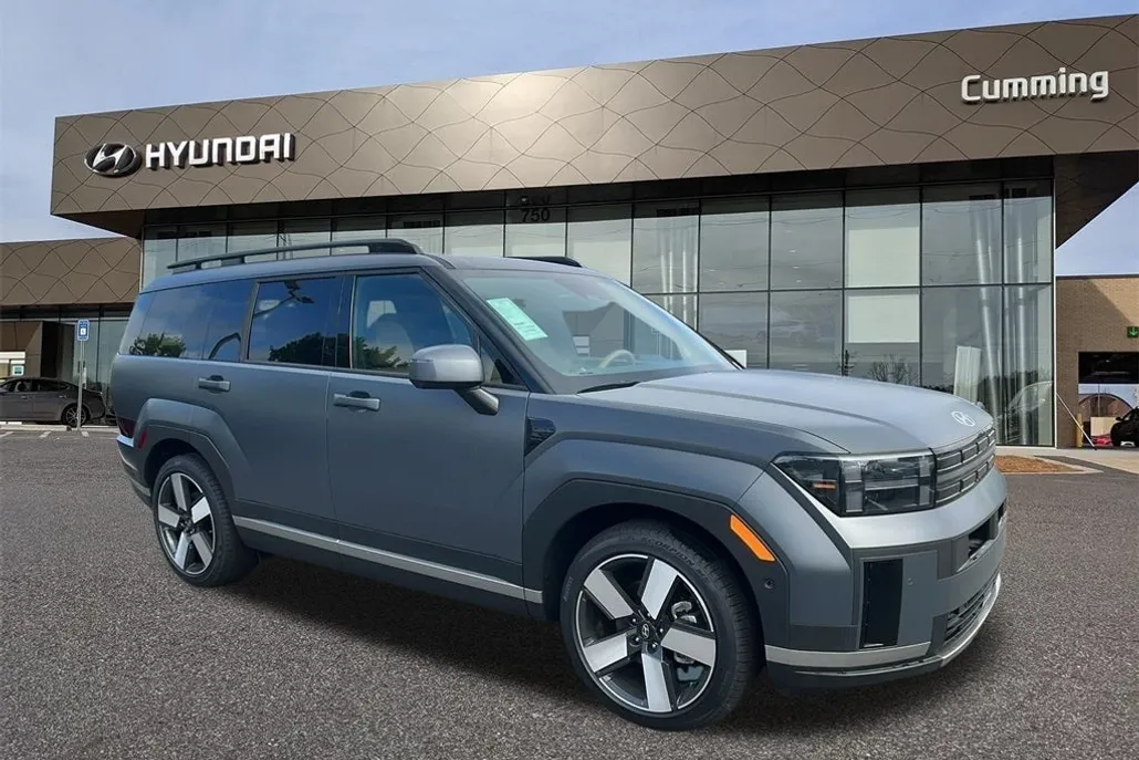 2025 Hyundai Santa Fe photo 1