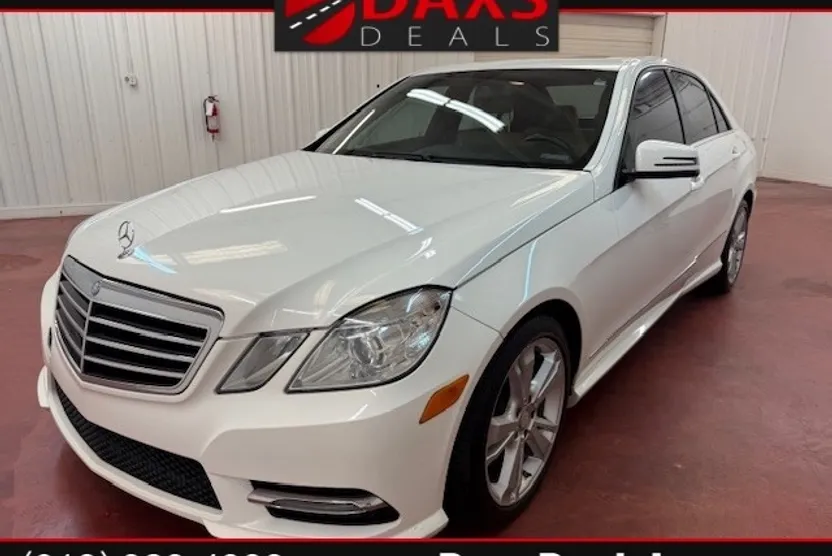2013 Mercedes Benz E Sedan photo 1