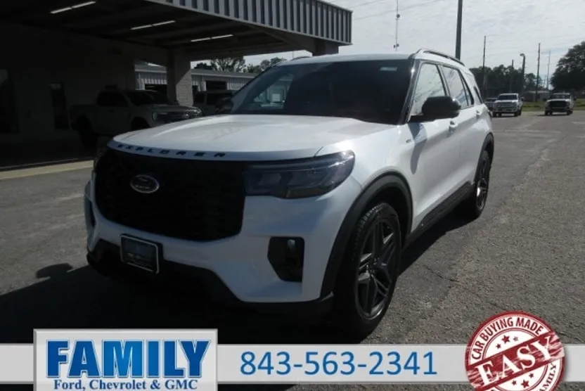 2025 Ford Explorer ST-Line photo 1