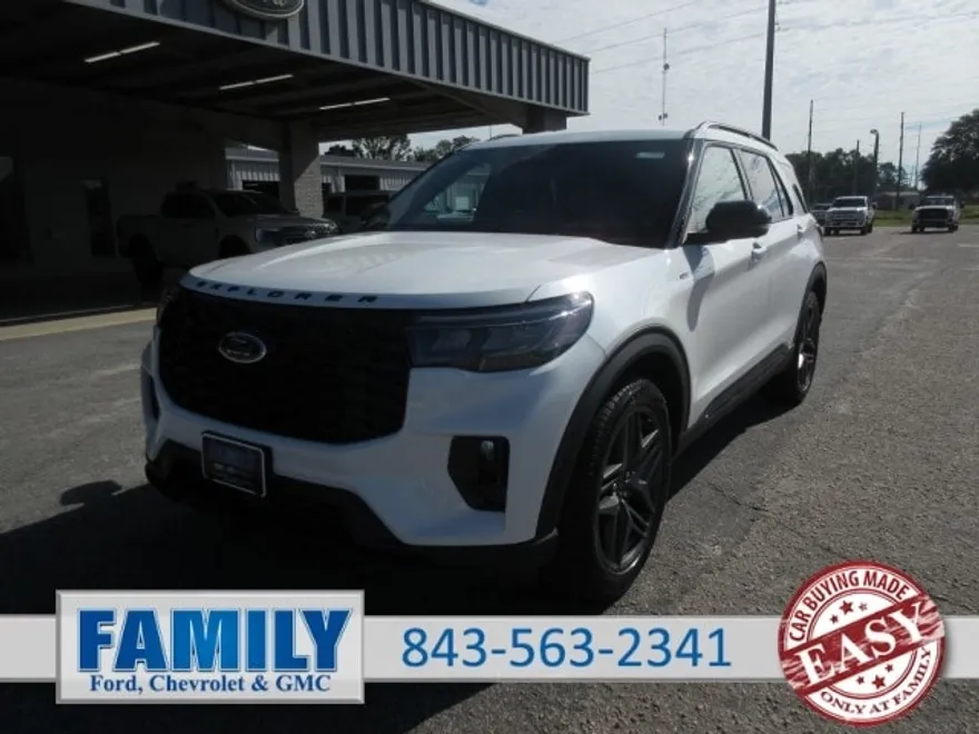 2025 Ford Explorer ST-Line photo 1