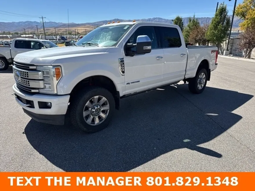 2017 Ford F-350 Platinum photo 1