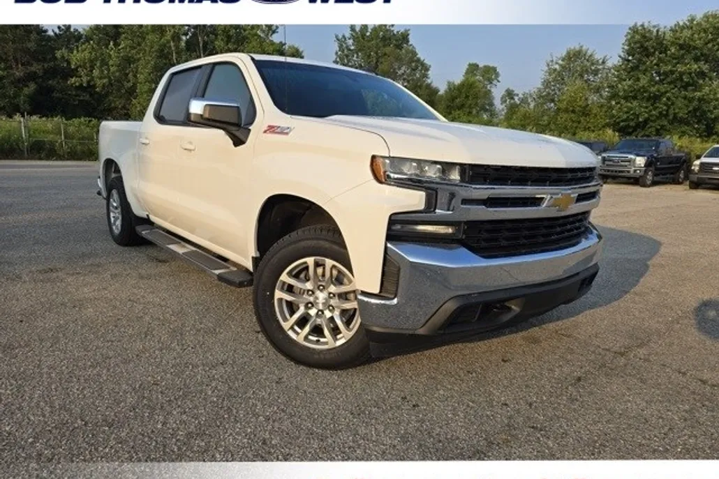 2019 Chevrolet Silverado 1500 LT photo 1
