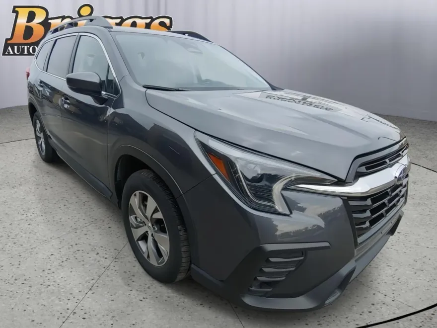2024 Subaru Ascent Premium photo 1