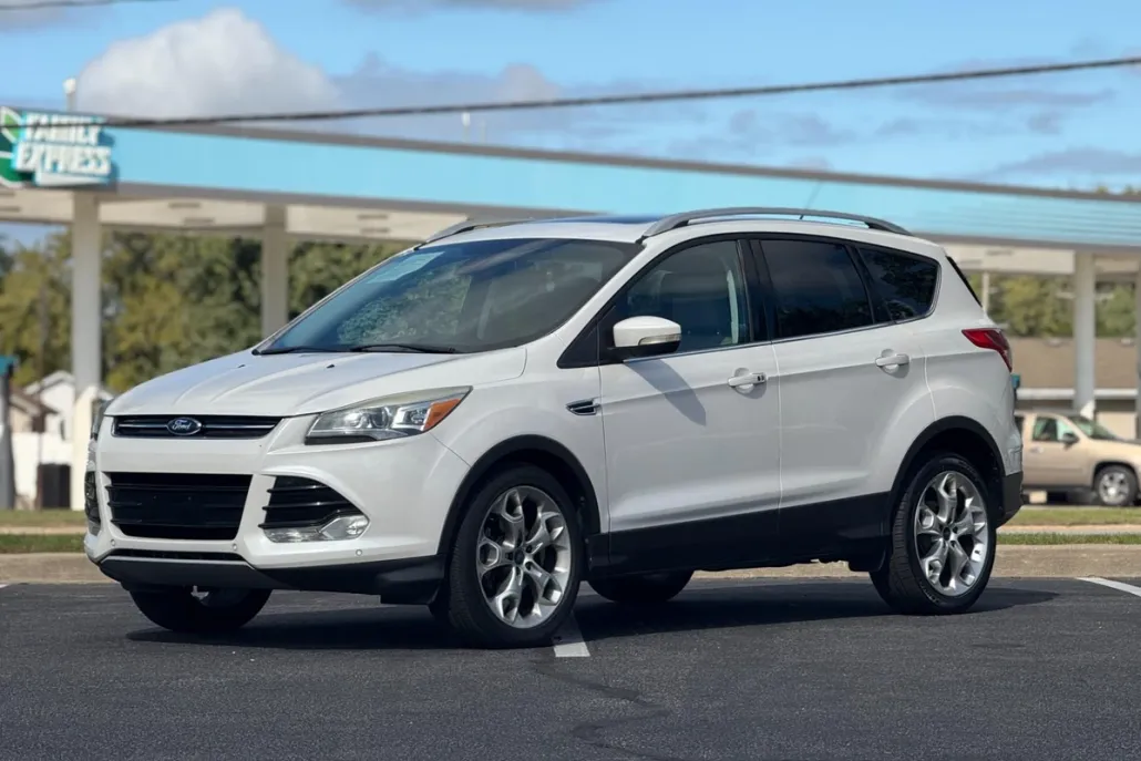 2014 Ford Escape Titanium photo 1