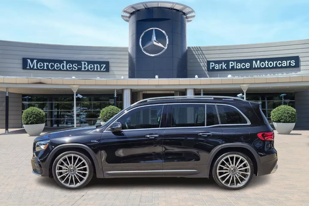 2024 Mercedes Benz GLB 35 AMG photo 1