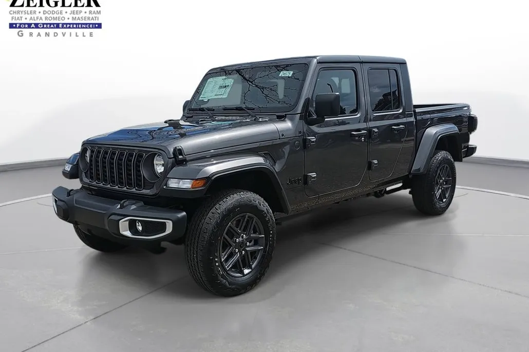 2025 Jeep Gladiator Sport S photo 1