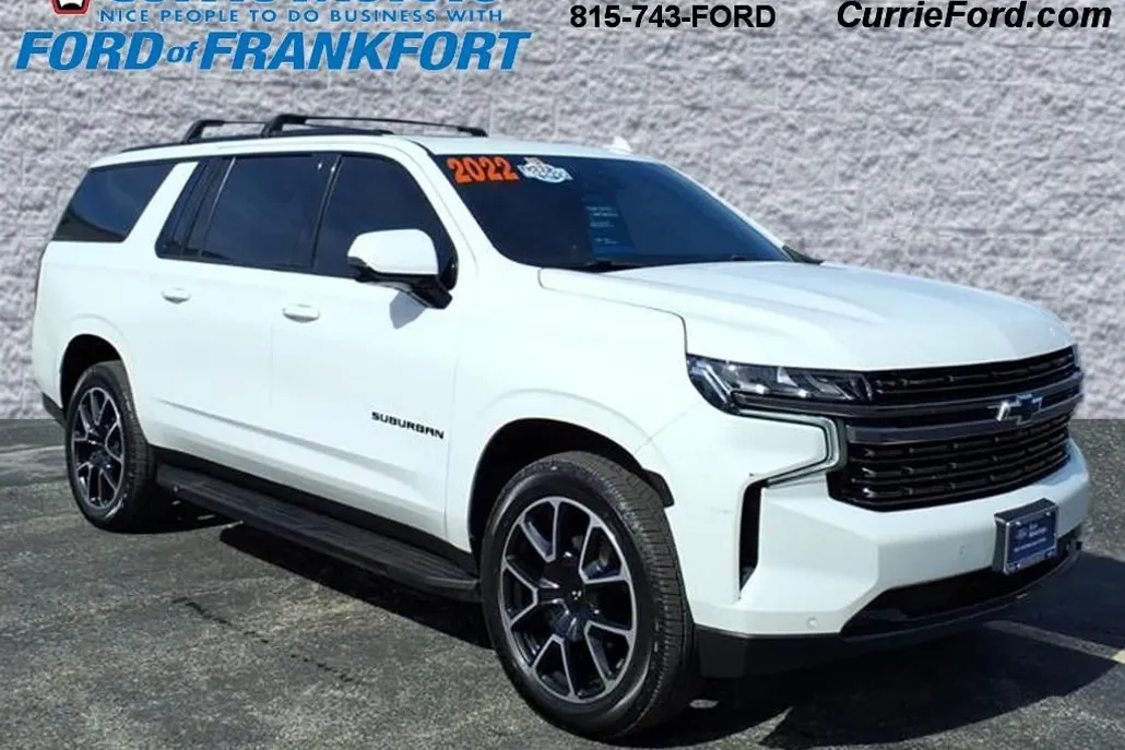 2022 Chevrolet Suburban RST photo 1