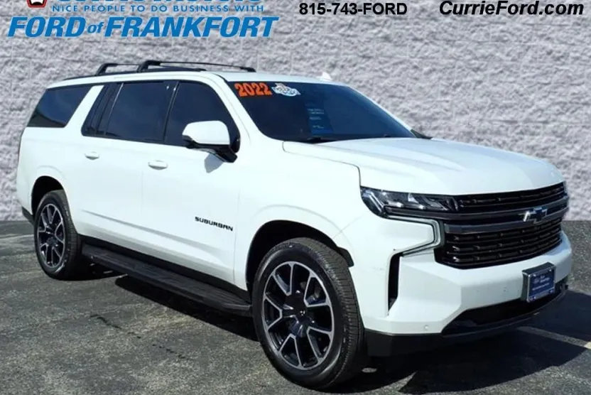 2022 Chevrolet Suburban RST photo 1