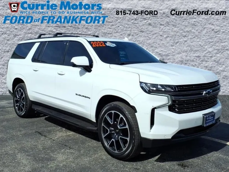 2022 Chevrolet Suburban RST photo 1