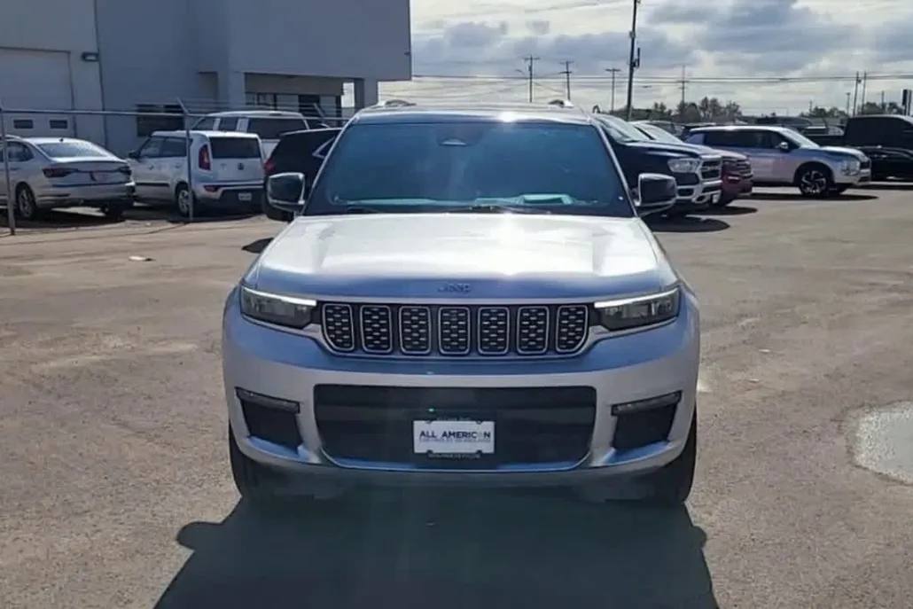 2021 Jeep Grand Cherokee L Summit Reserve photo 1