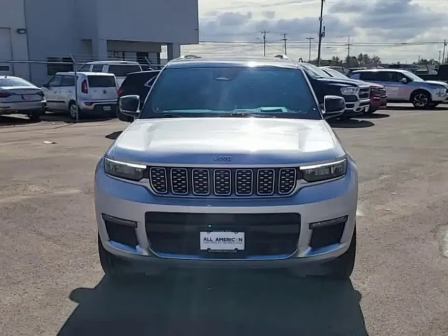 2021 Jeep Grand Cherokee L Summit Reserve photo 1