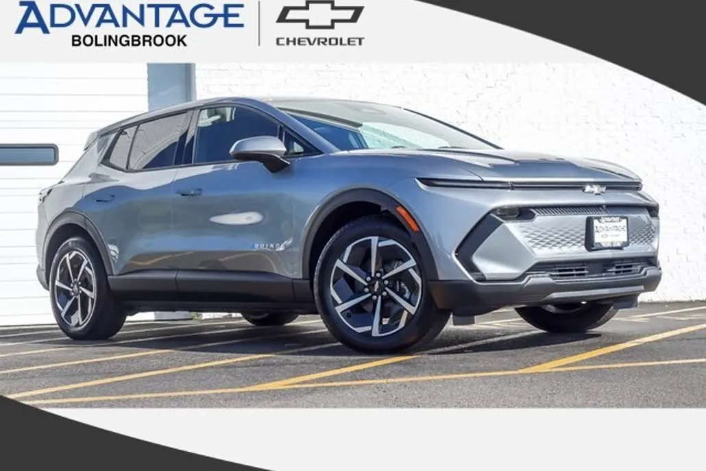 2026 Chevrolet Equinox EV 1LT photo 1