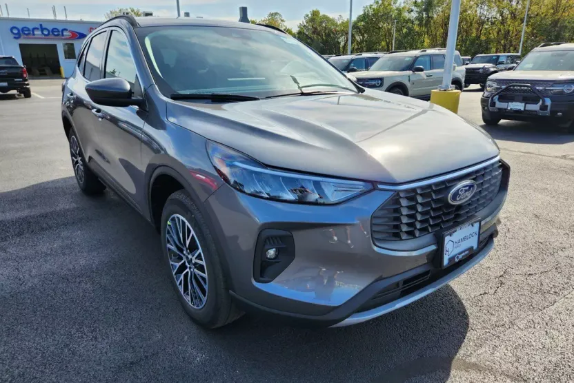 2026 Ford Escape Plug-In Hybrid photo 1