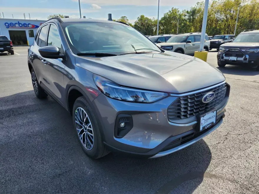 2026 Ford Escape Plug-In Hybrid photo 1