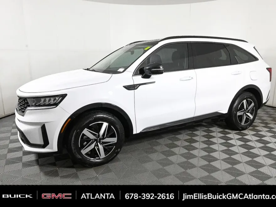 2023 Kia Sorento S photo 1