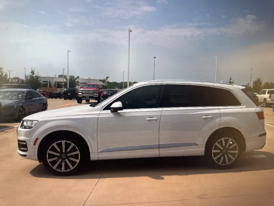 2018 Audi Q7 Premium Plus photo 1