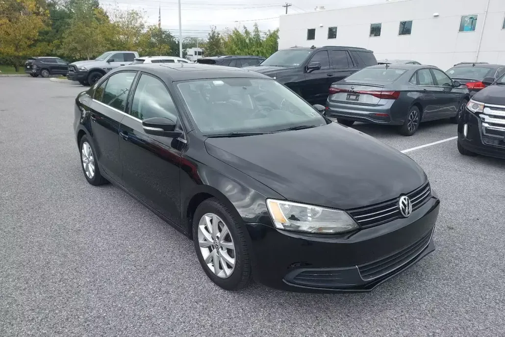 2014 Volkswagen Jetta SE photo 1