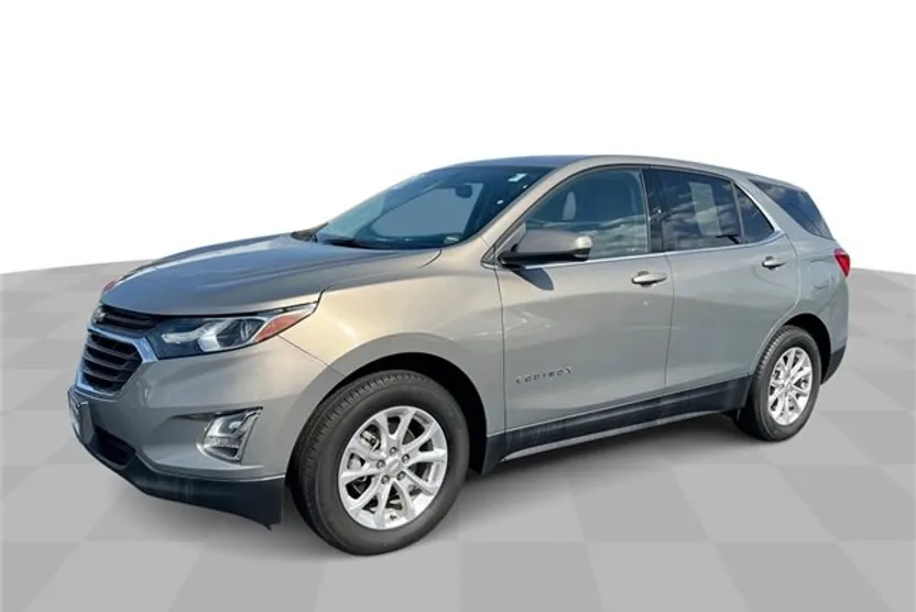 2018 Chevrolet Equinox LT photo 1