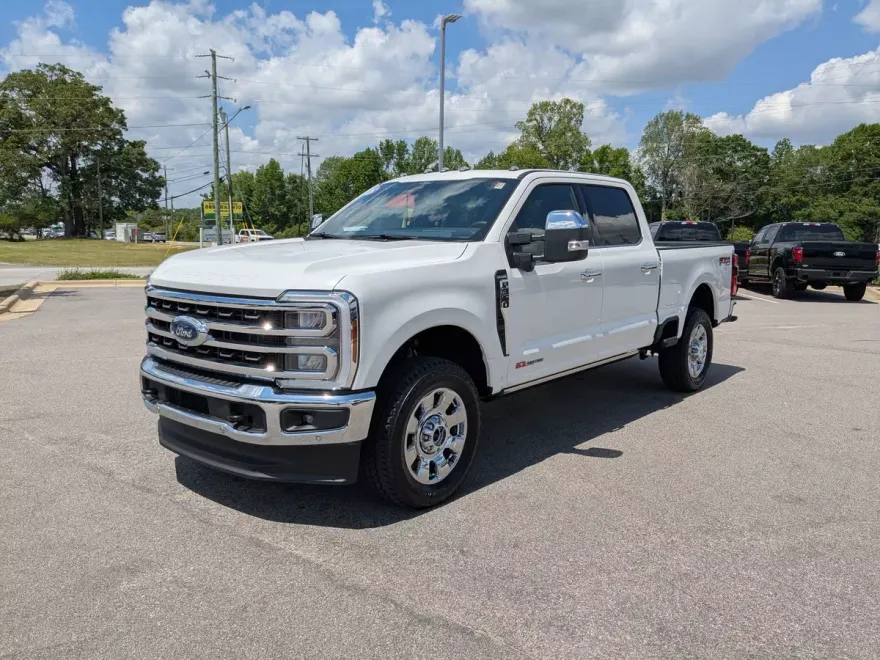 2025 Ford F-350 King Ranch photo 1