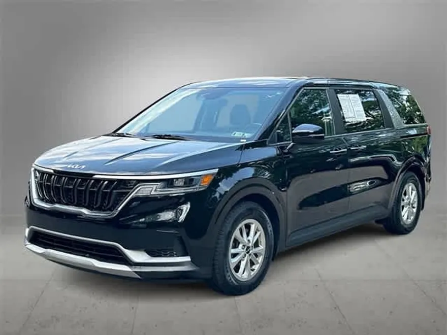 2022 Kia Carnival LXS photo 1