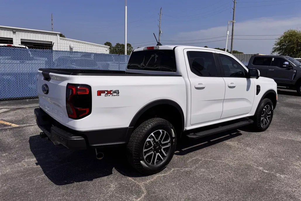 2025 Ford Ranger Lariat photo 1