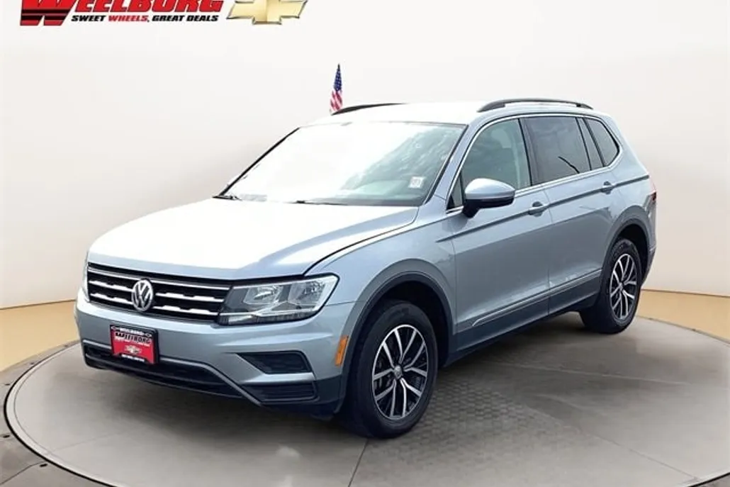 2021 Volkswagen Tiguan SE photo 1