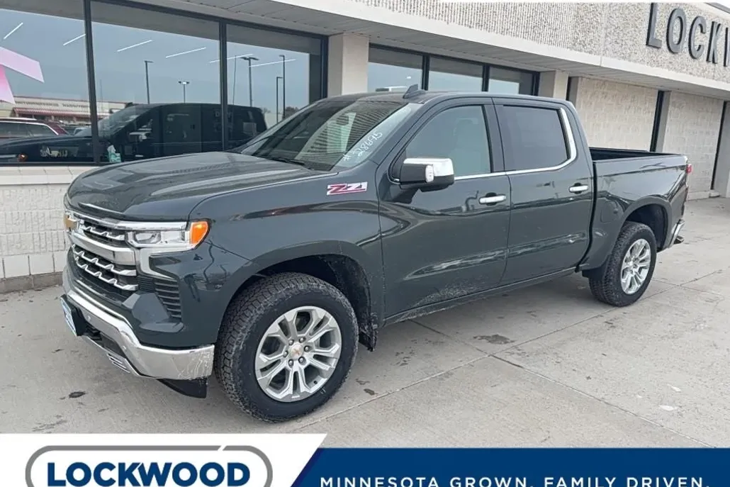 2025 Chevrolet Silverado 1500 LTZ photo 1