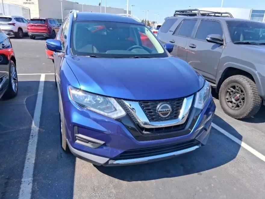 2019 Nissan Rogue S photo 1