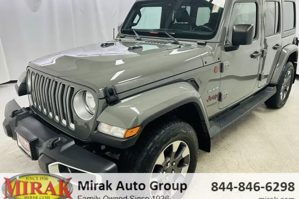 2021 Jeep Wrangler Unlimited Sahara photo 1