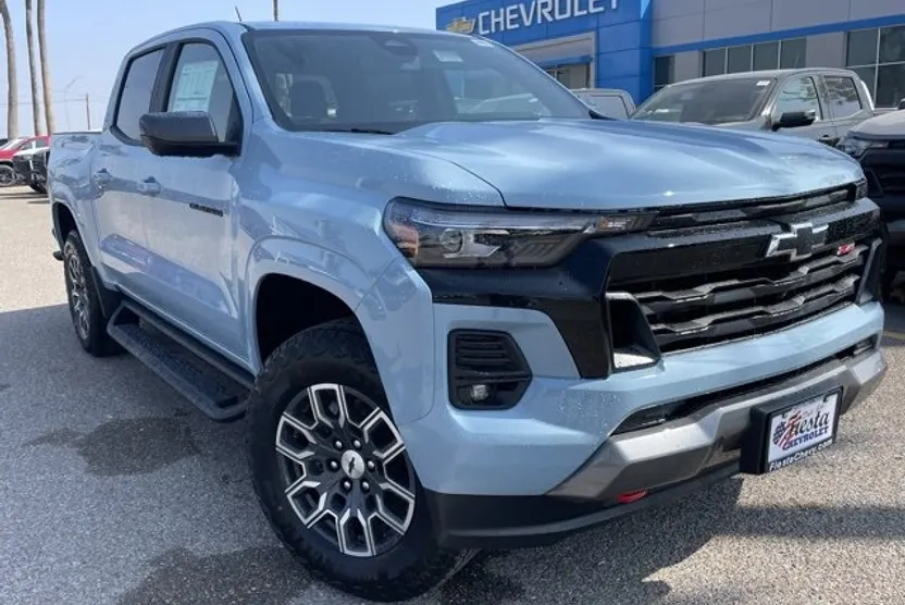 2025 Chevrolet Colorado Z71 photo 1