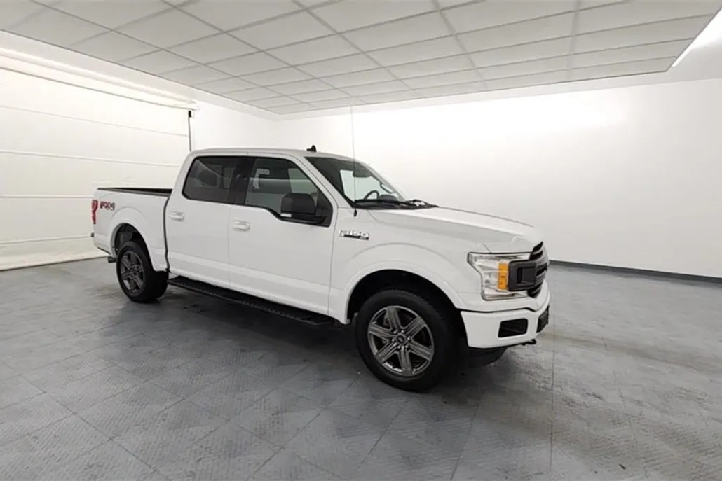 2020 Ford F-150 XLT photo 1
