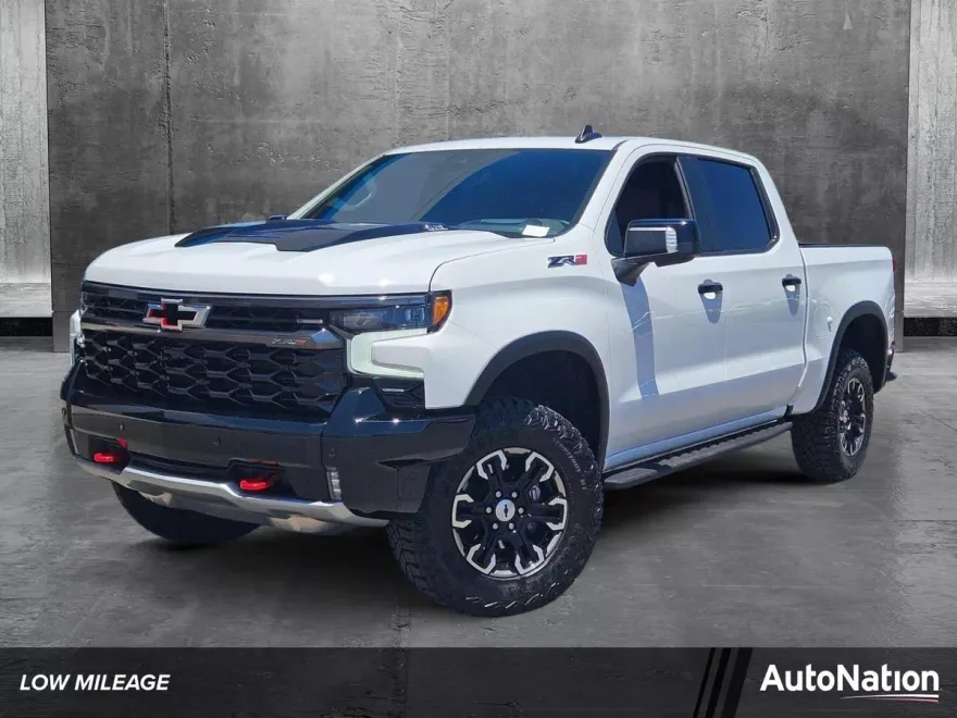 2025 Chevrolet Silverado 1500 ZR2 photo 1