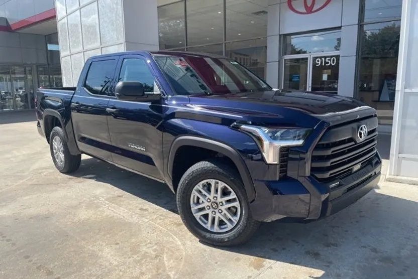 2026 Toyota Tundra SR5 photo 1