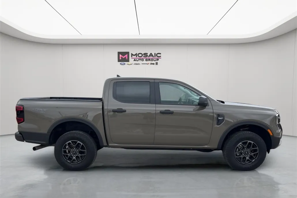 2025 Ford Ranger XLT photo 1