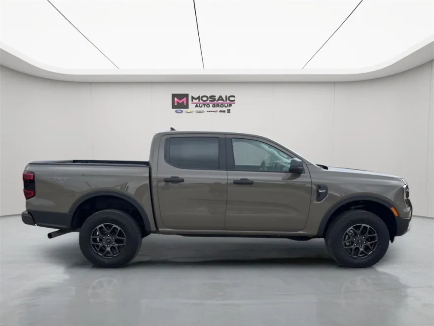 2025 Ford Ranger XLT photo 1