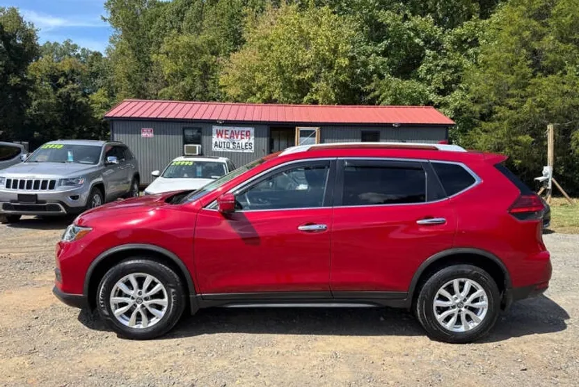 2017 Nissan Rogue S photo 1