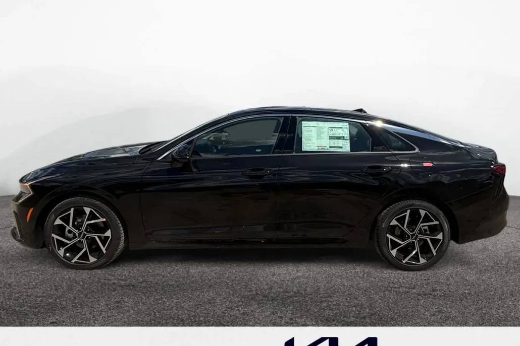2026 Kia K5 EX photo 1