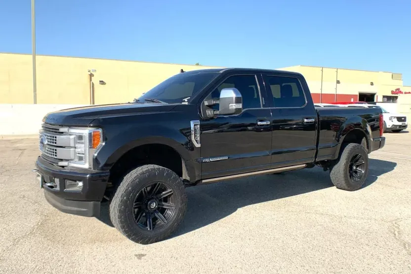 2019 Ford F-250 Platinum photo 1