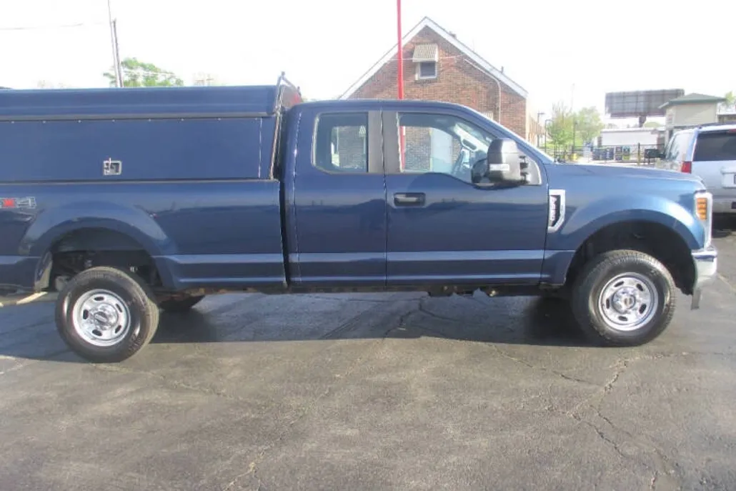 2018 Ford F-350 XL photo 1