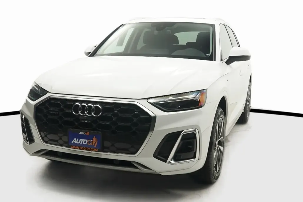 2023 Audi Q5 S line Premium Plus photo 1