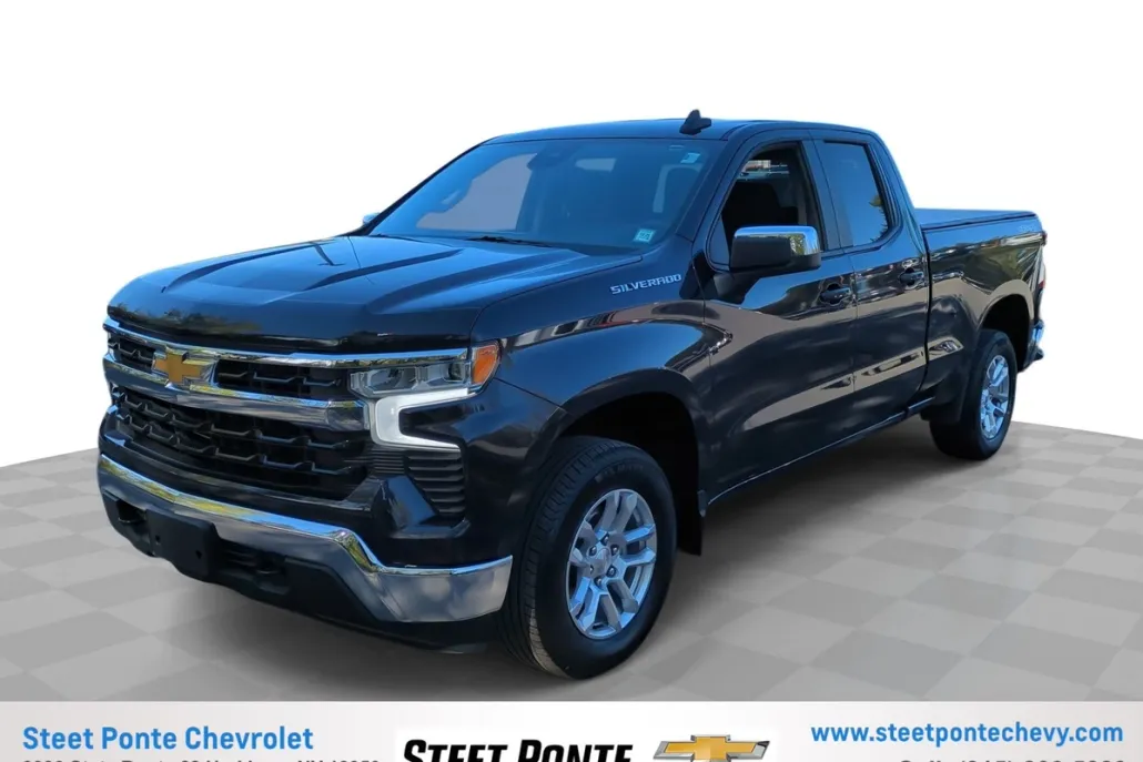 2022 Chevrolet Silverado 1500 LT photo 1
