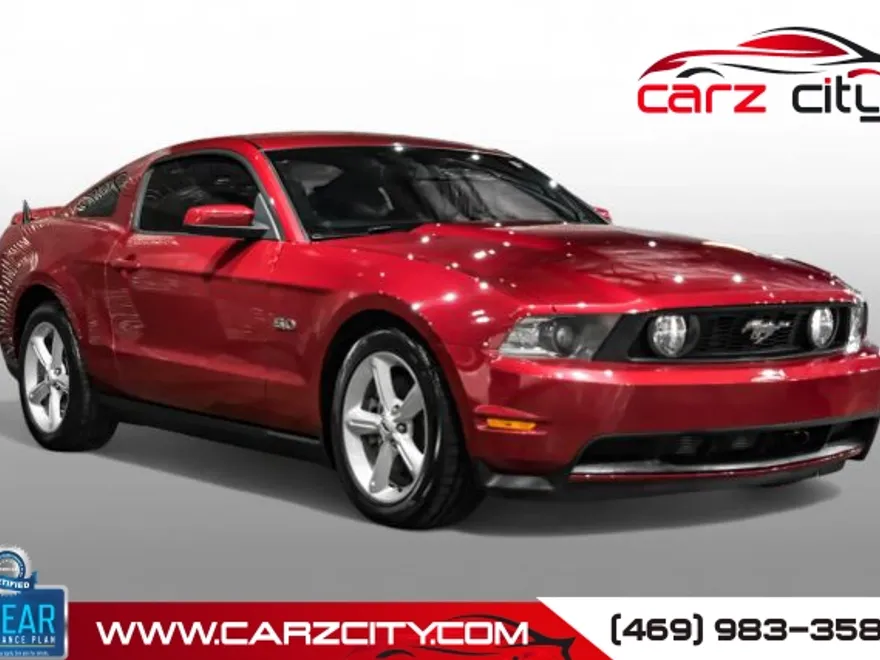 2012 Ford Mustang GT Premium photo 1