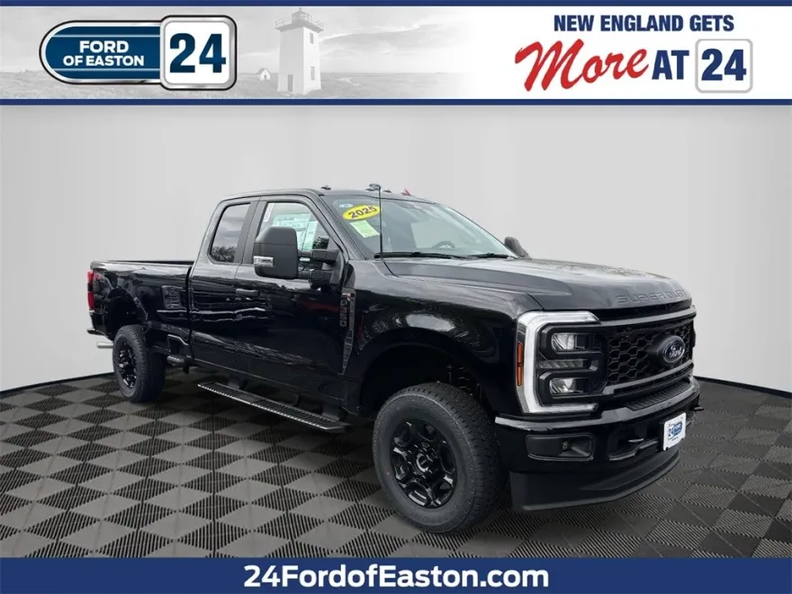 2025 Ford F-350 XL photo 1
