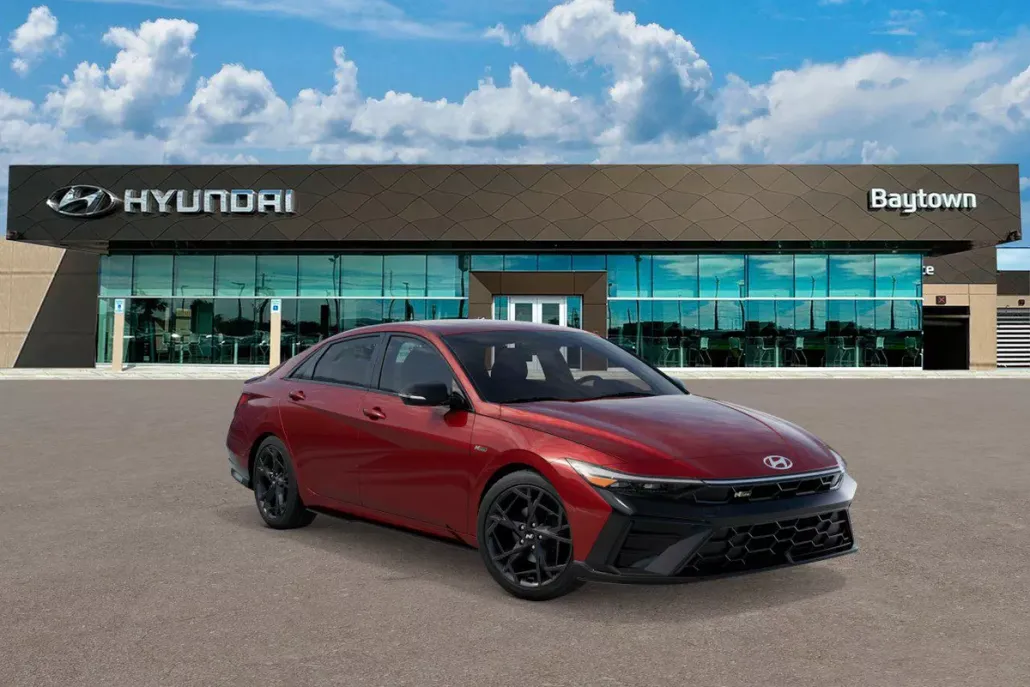 2025 Hyundai Elantra N Line photo 1