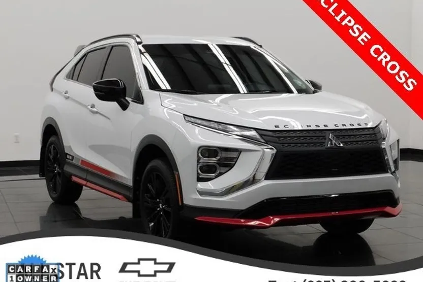 2024 Mitsubishi Eclipse Cross LE photo 1