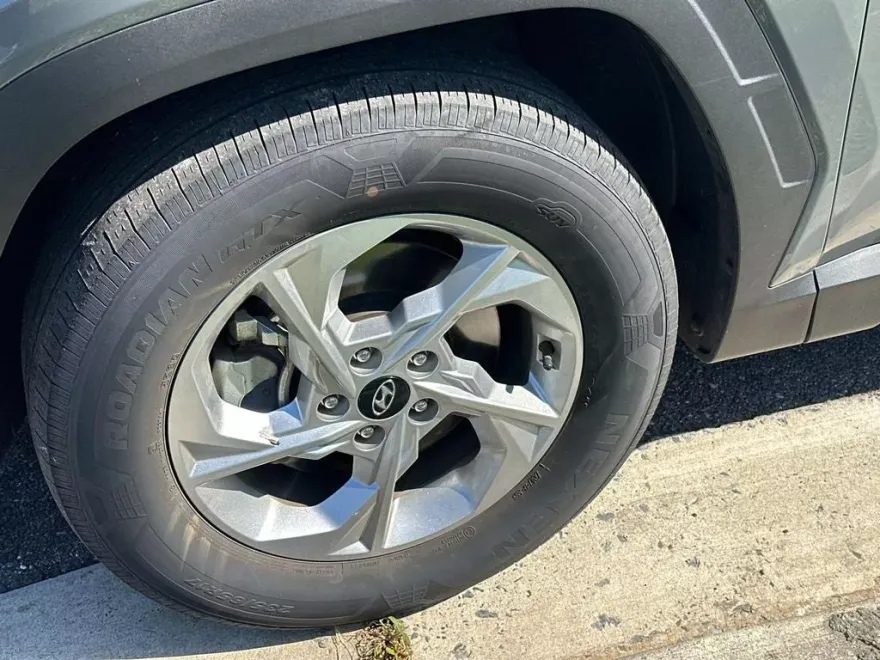 2024 Hyundai Tucson SEL photo 1