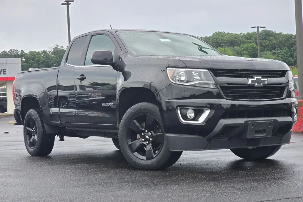 2016 Chevrolet Colorado LT photo 1