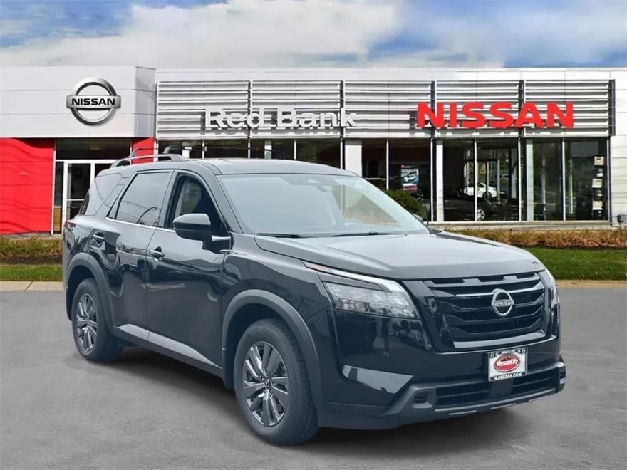 2025 Nissan Pathfinder SV photo 1